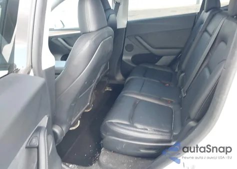 2023 Tesla Model Y z USA, uszkodzony, nr VIN 7SAYGAEE4PF833923